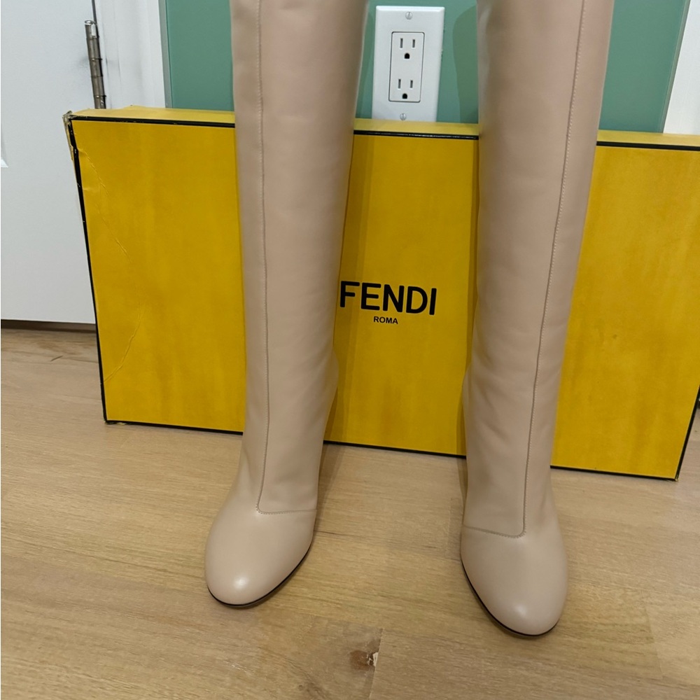 Fendi Boot - Poudre - size 39